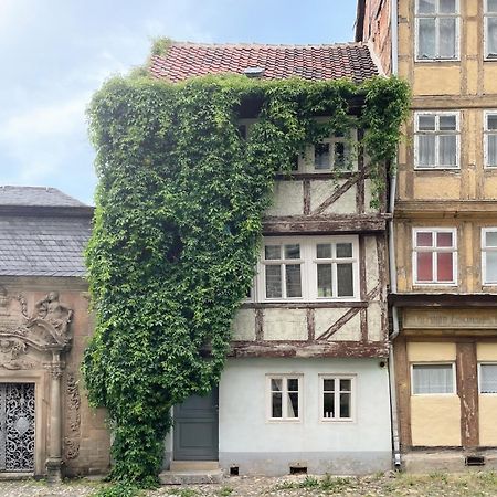 Das Fachwerkhaeuschen Am Kornmarkt - Herzlich & Charmant Quedlinburg Exterior photo